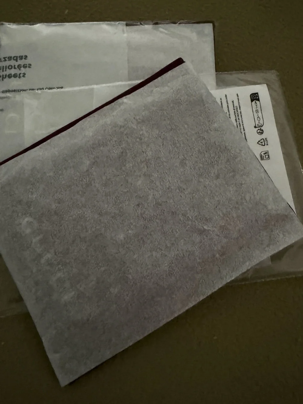 Gucci mirror new red burgundy in case pouch